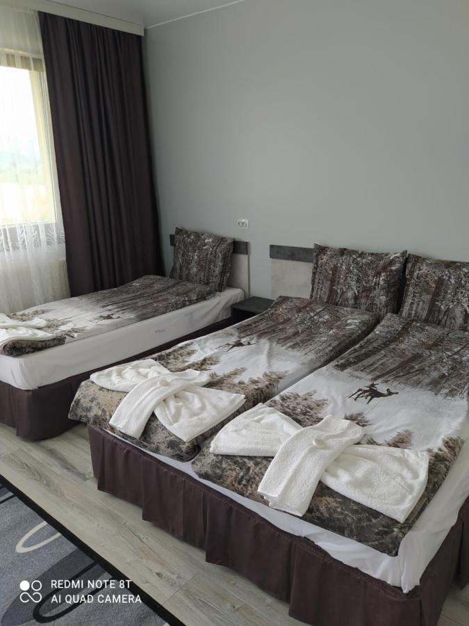 Вили Елеганс Сърница Extérieur photo